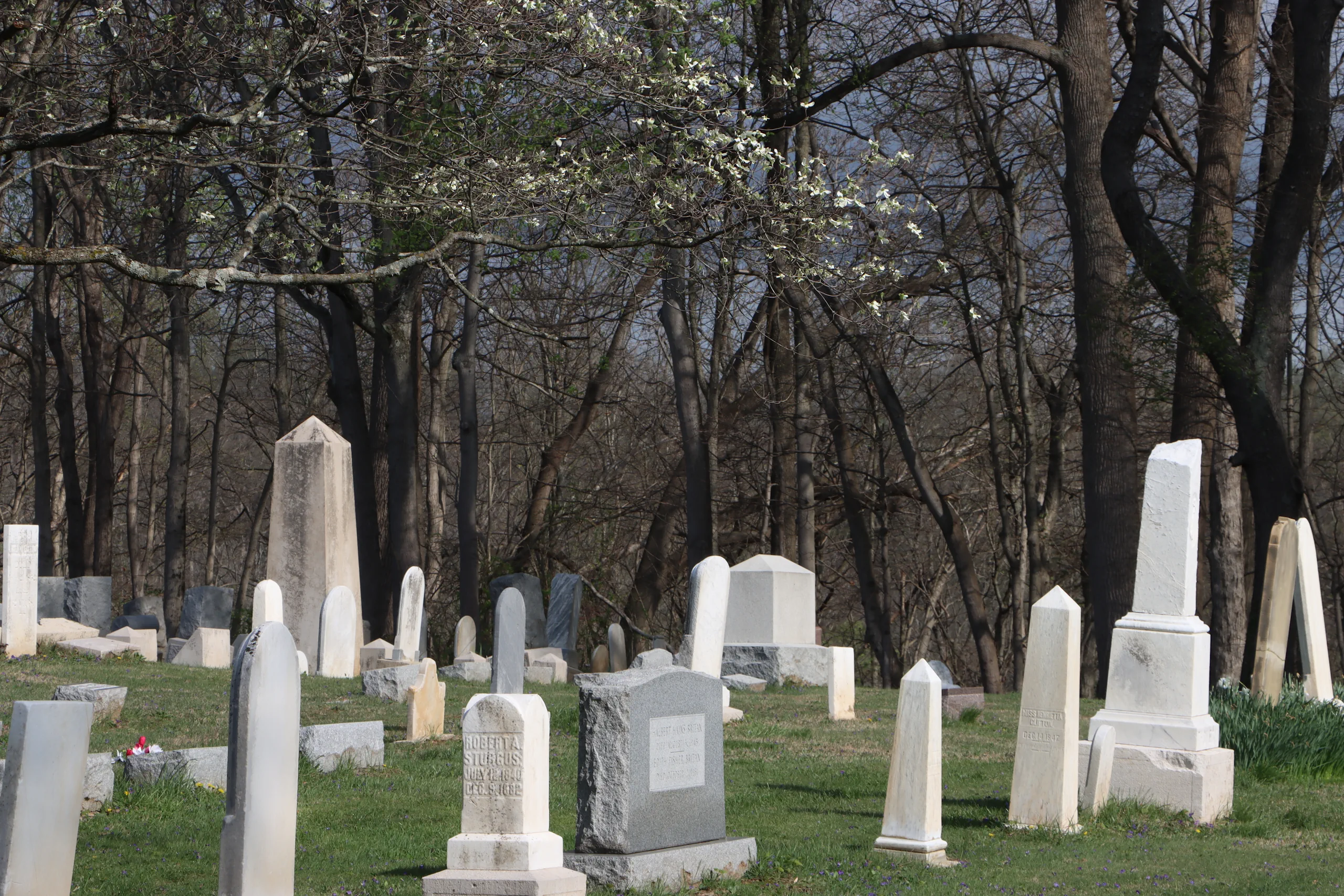 Obelisks and upright monuments